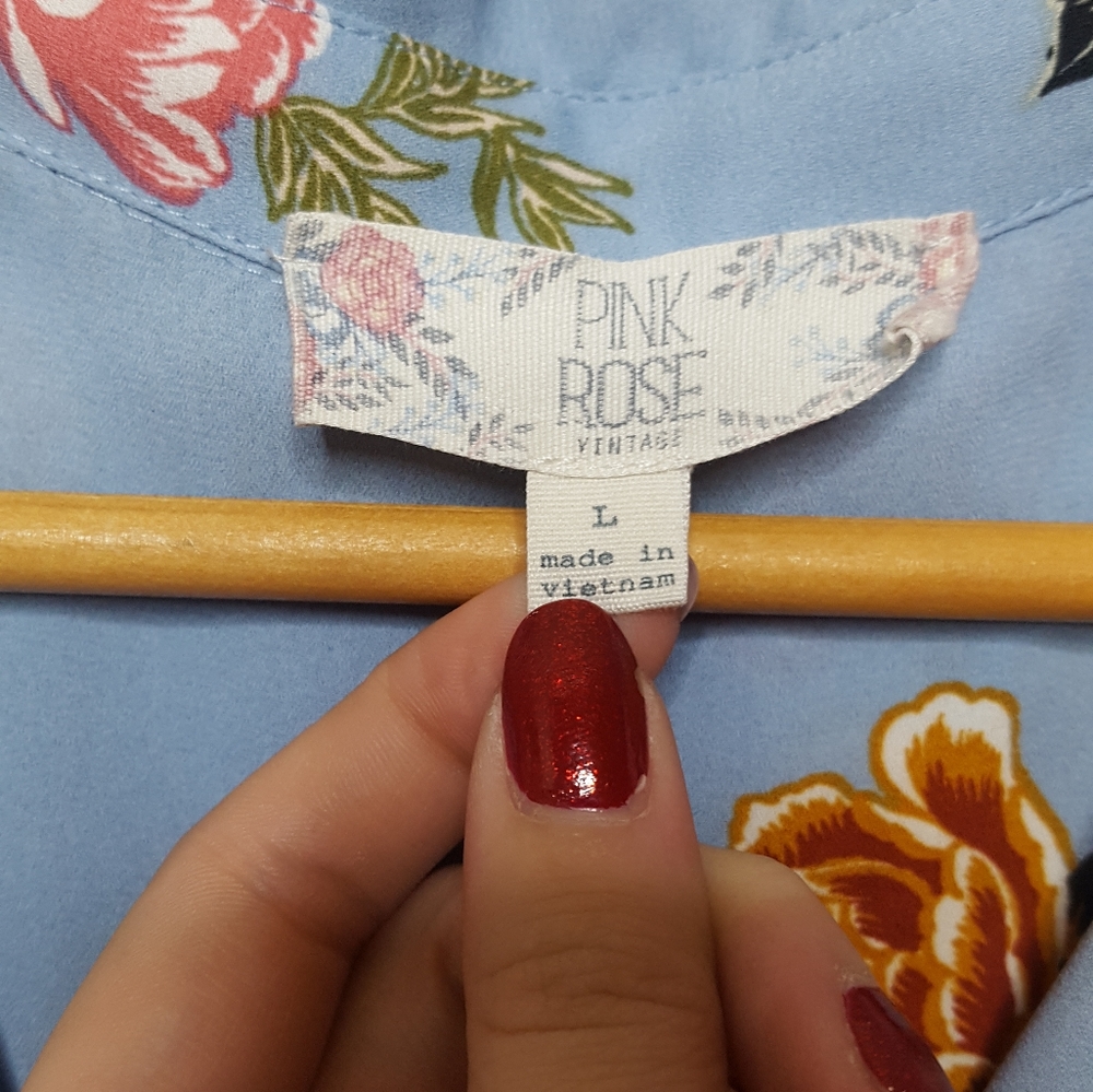 Floral Button Up Blouse - Picture 5 of 5